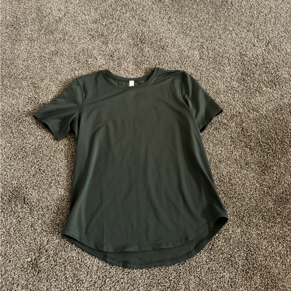 Lululemon green short sleeve